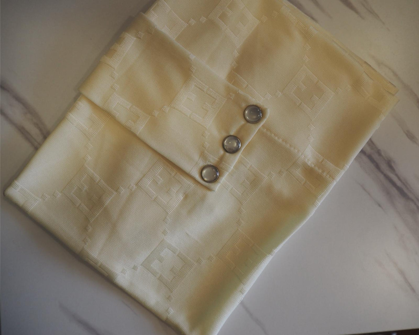 Velo in Satin Jacquard Tono su Tono