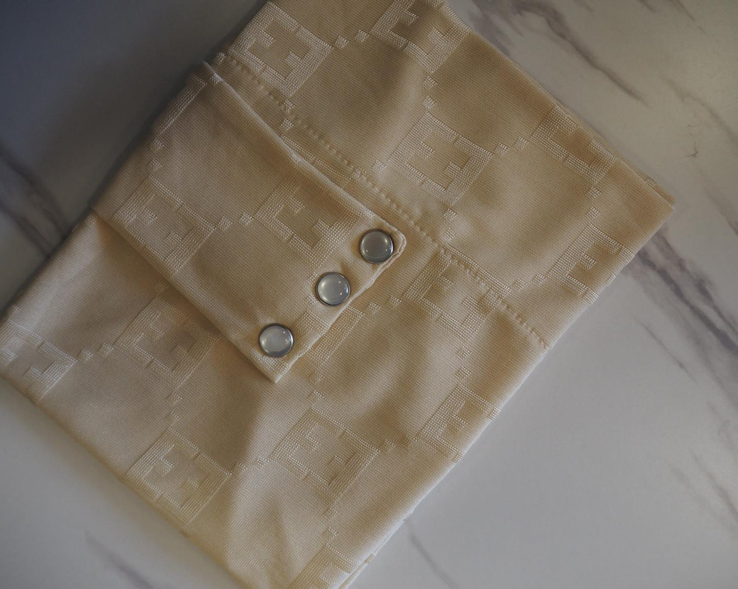 Velo in Satin Jacquard Tono su Tono