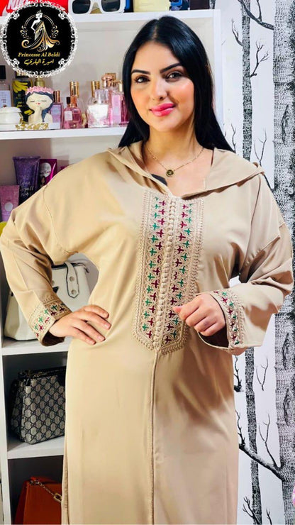 Jellaba in Pink Crêpe of First Quality with Floral Embroidery